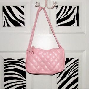 FREEBEIE! 💞 Pretty in Pink shoulder bag